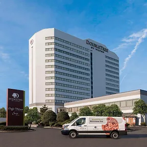 Doubletree By Hilton Fort Lee/george Washington Bridge Hotel